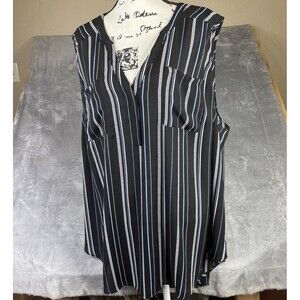 Torrid Top Womens 4X‎ Black Sleeveless Harper Blouse Button V-Neck Blue Striped